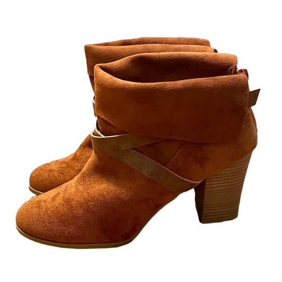 ND NEW DIRECTIONS MACEY’S JORIE RUST SUEDE CHUNKY HEELED ANKLE BOOTS SIZE 10 - Picture 3 of 16